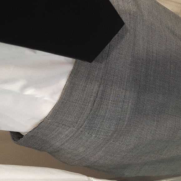 Theory women skirt - Picture 6 of 8